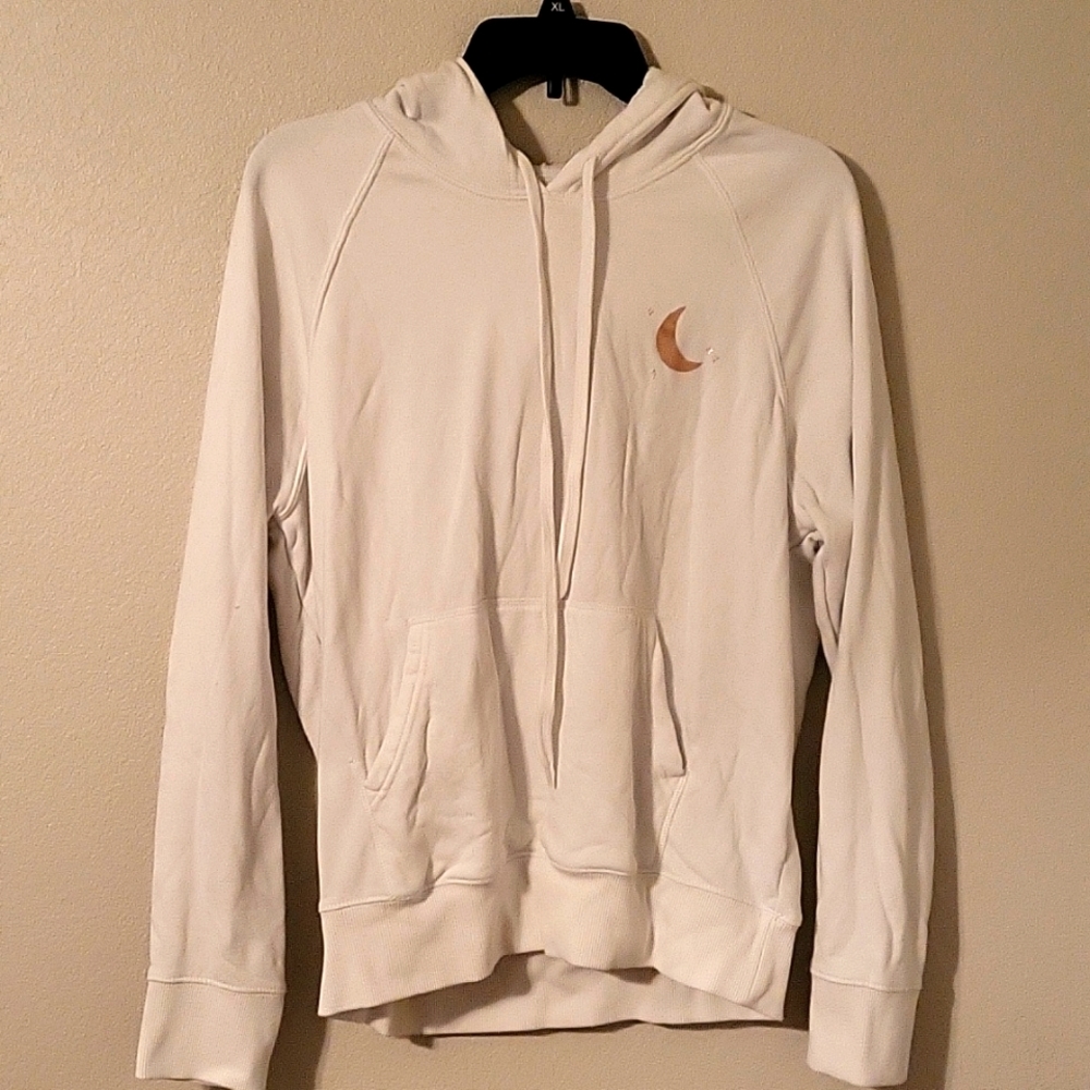 White sweatshirt